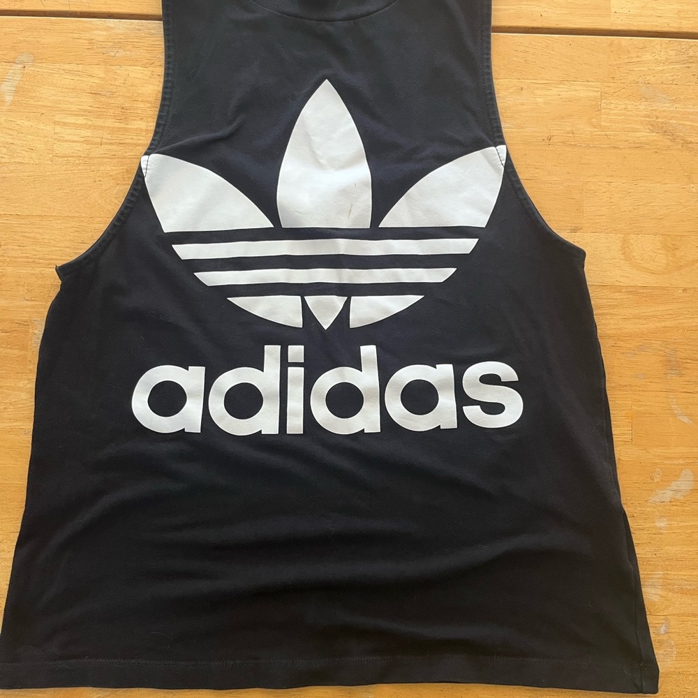 Adidas Classic Black Tee